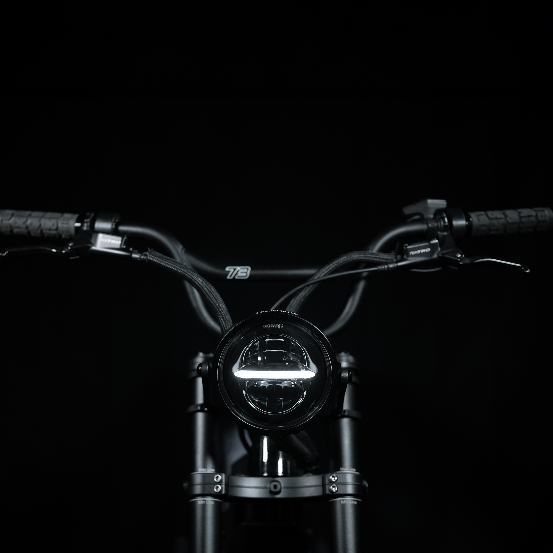 DSC08865ON2_1880x.png?v=1733131396