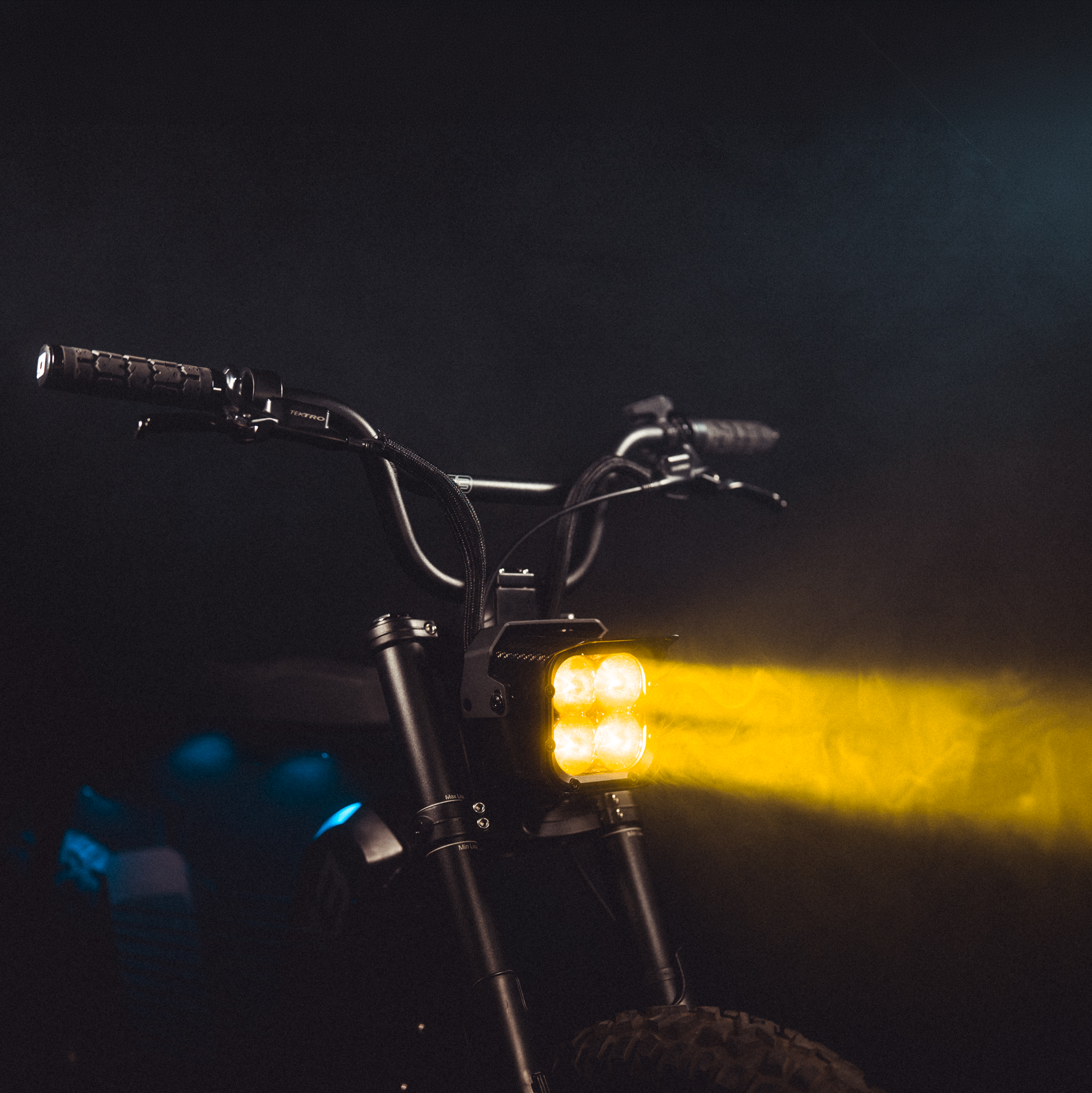 Gamma Headlight Secondary image