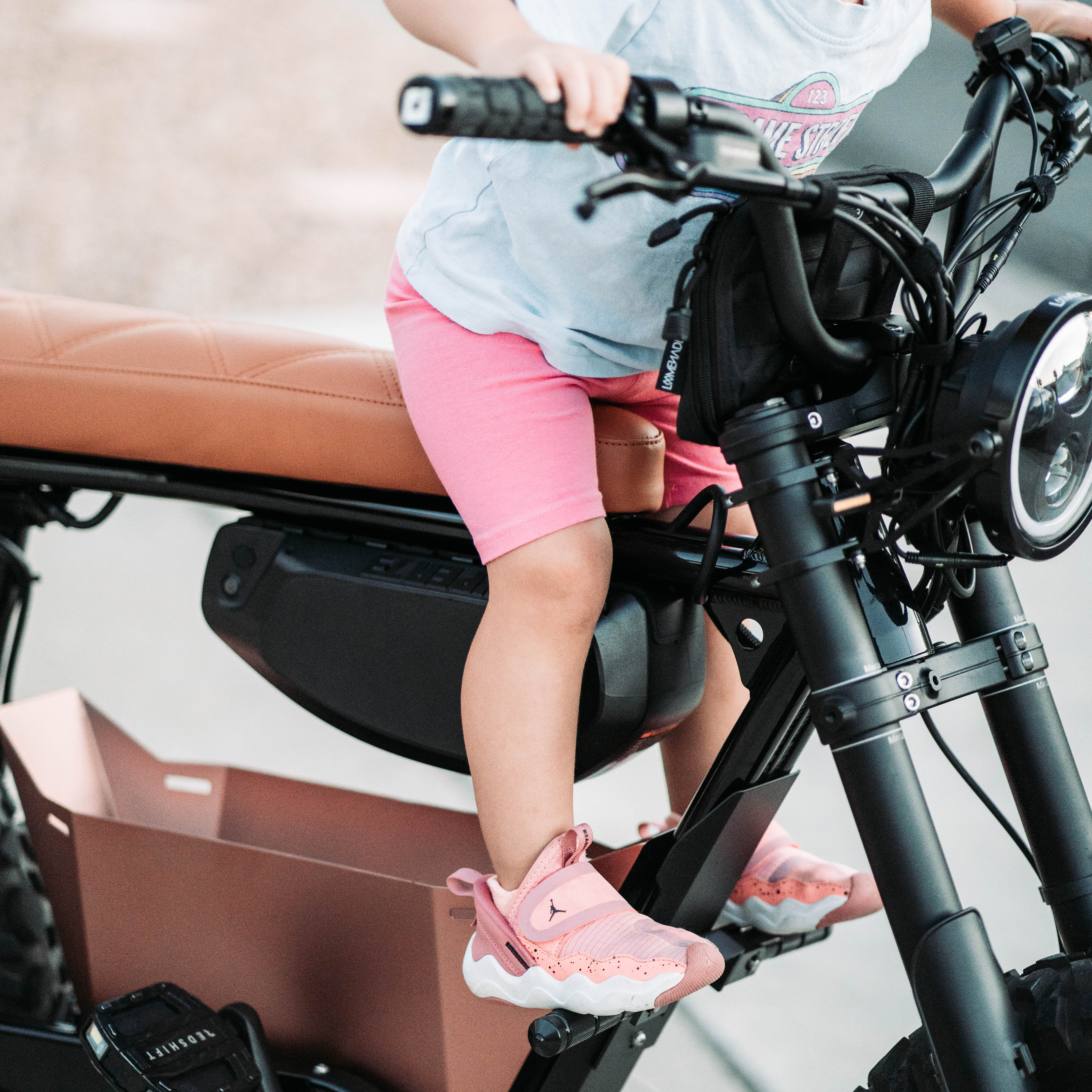 Kid Folding Footpegs Secondary image