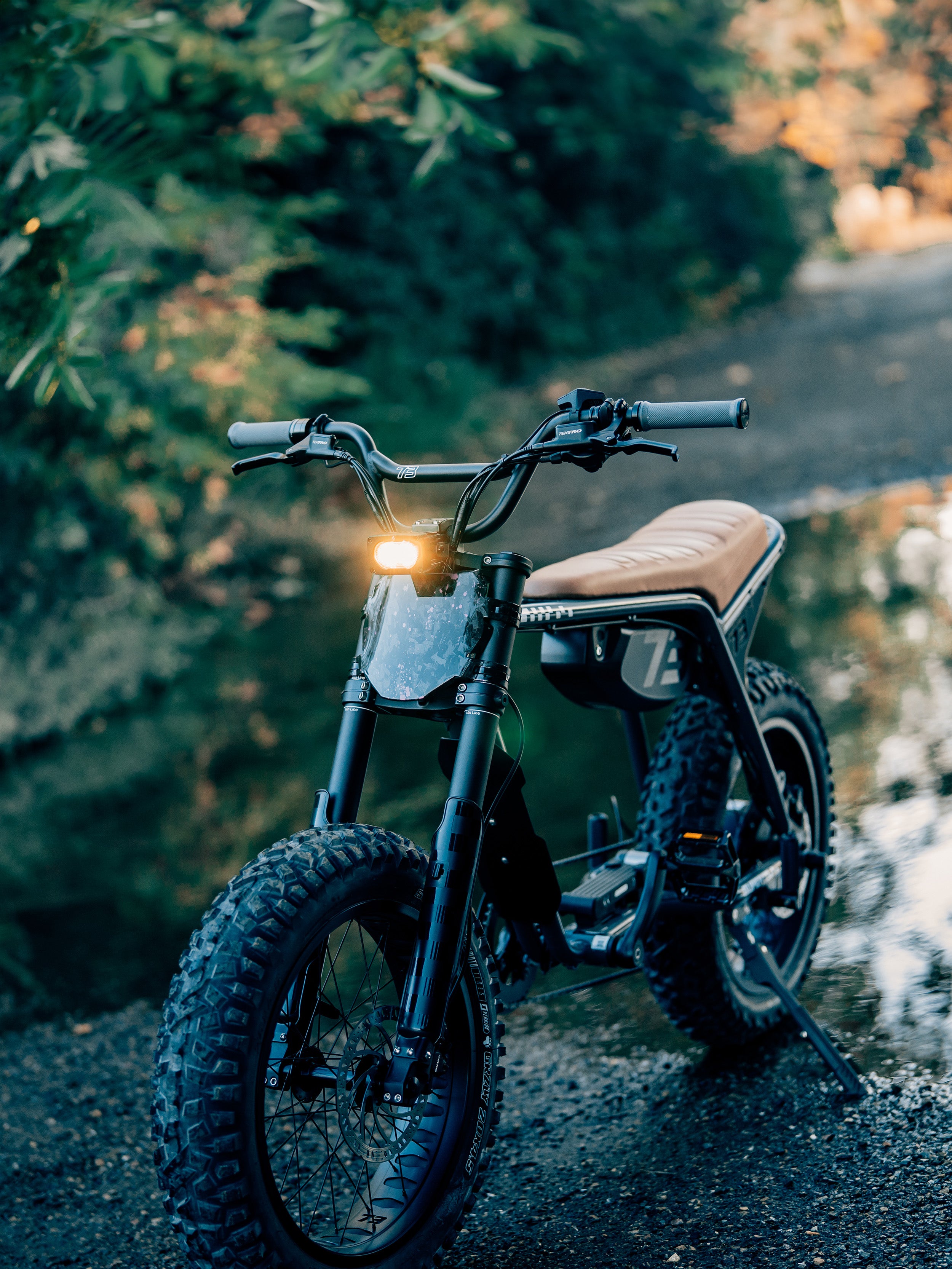 LMND - For the Thrills – Loomn